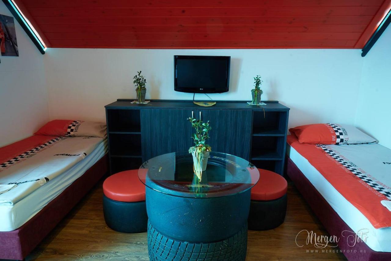 Kamaras Ring House Bed & Breakfast Mogyoród Dış mekan fotoğraf